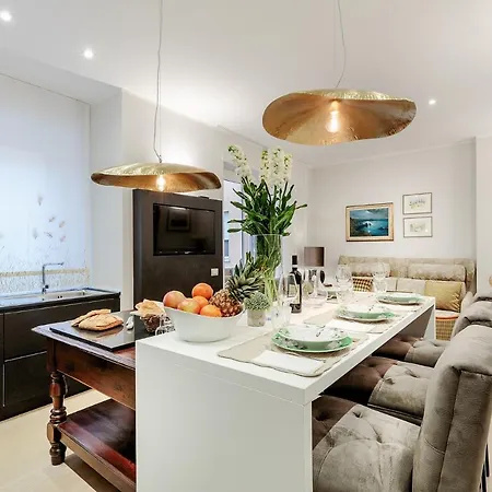 The Palace View Penthouse, Modern Luxury In * Lucca