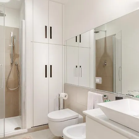 Apartment The Palace View Penthouse, Modern Luxury In