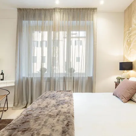 Apartment The Palace View Penthouse, Modern Luxury In Lucca